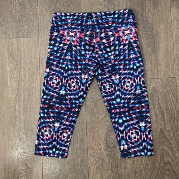 Tuff Athletics Women’s Capri Cropped Legging Purple Activewear gym Size Small - Picture 5 of 9